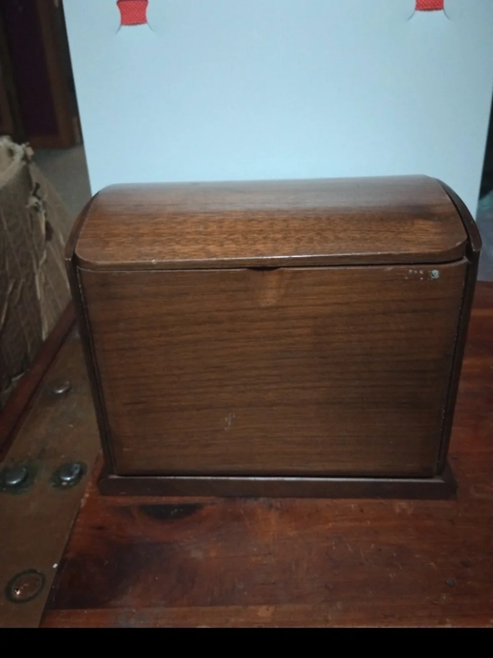 Vintage musical wooden cigarette dispenser. 7x4x5.5 in. Marked Japan on bottom.